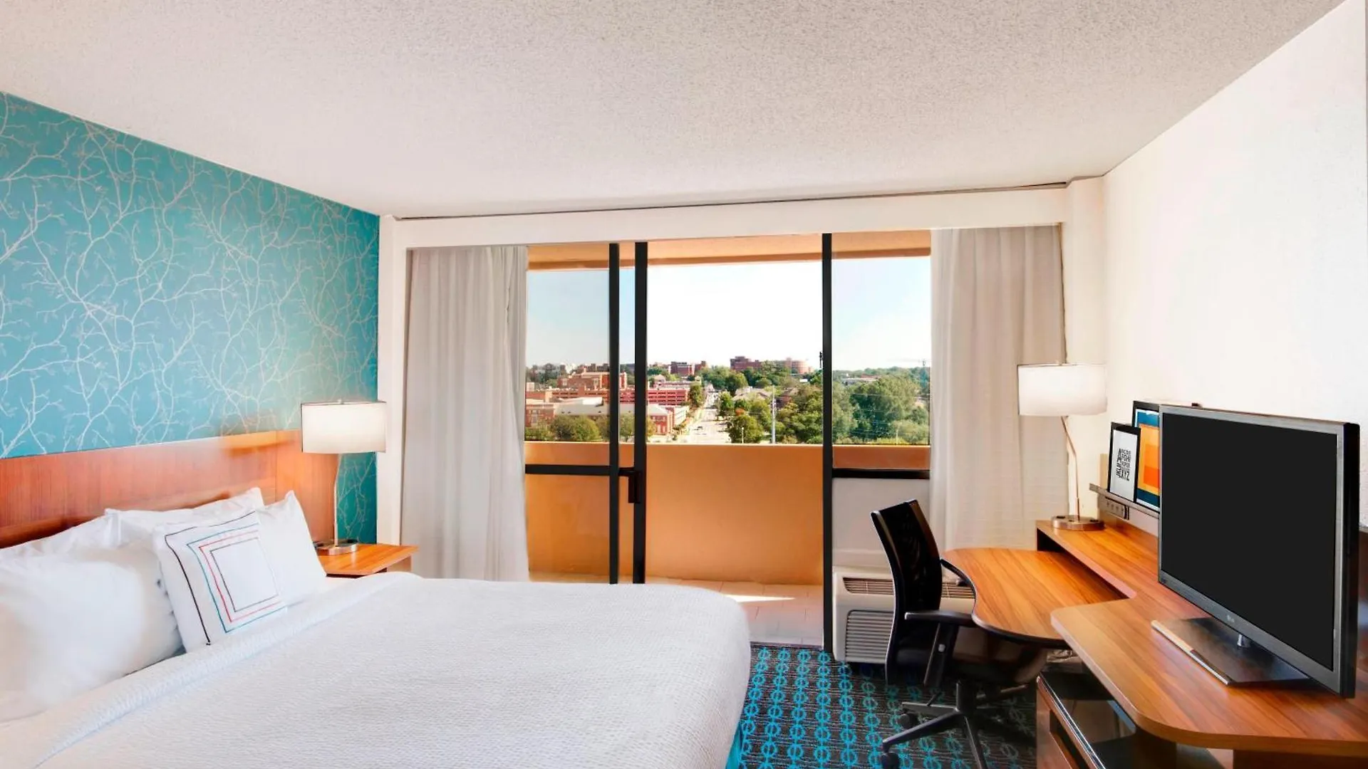 Fairfield Inn & Suites By Marriott Charlotte Uptown
